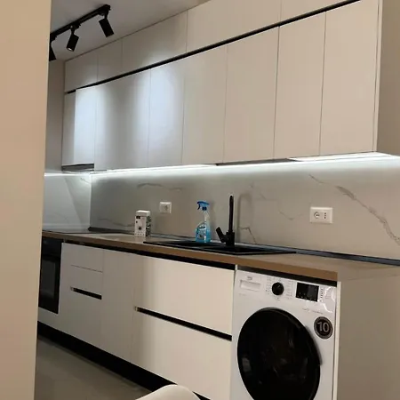 Lägenhet Ester Durrës