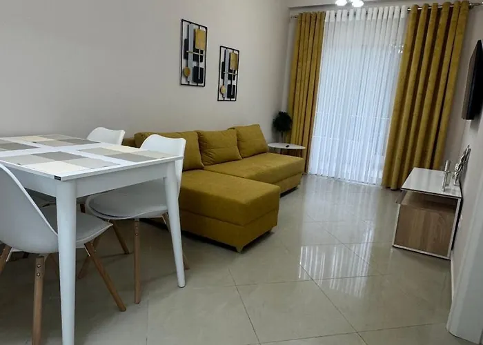 Ester Apartment *